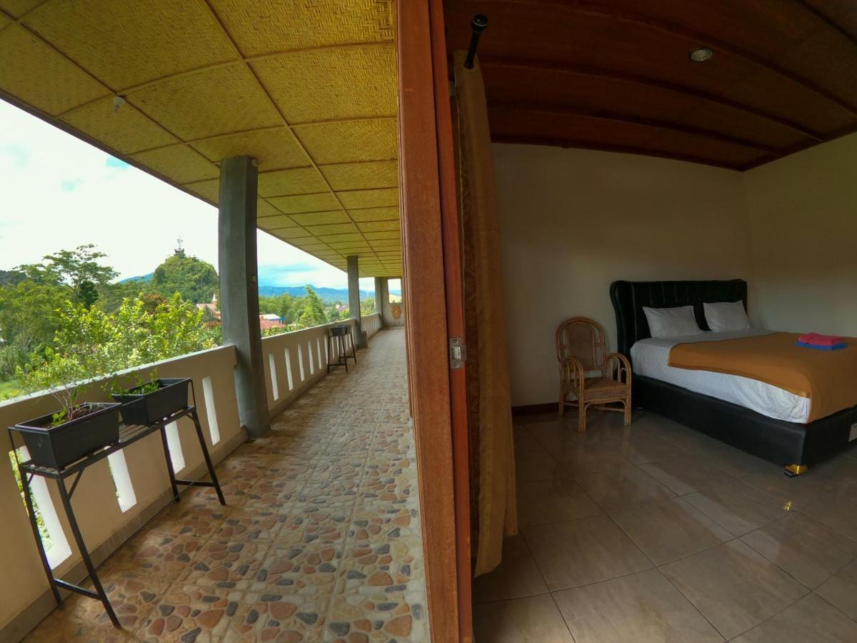 Pias Poppies Hotel Рантепао Екстериор снимка